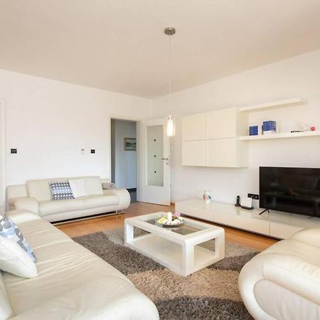 Apartment Natali Punat- Free Parking On Premises Ngoại thất bức ảnh