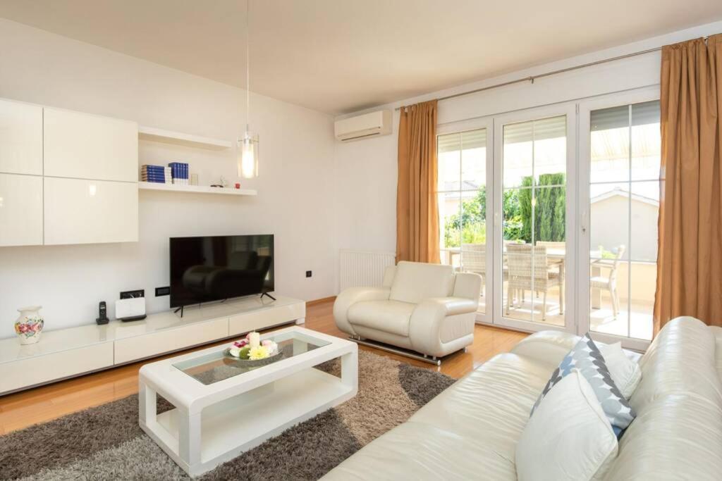 Apartment Natali Punat- Free Parking On Premises Ngoại thất bức ảnh